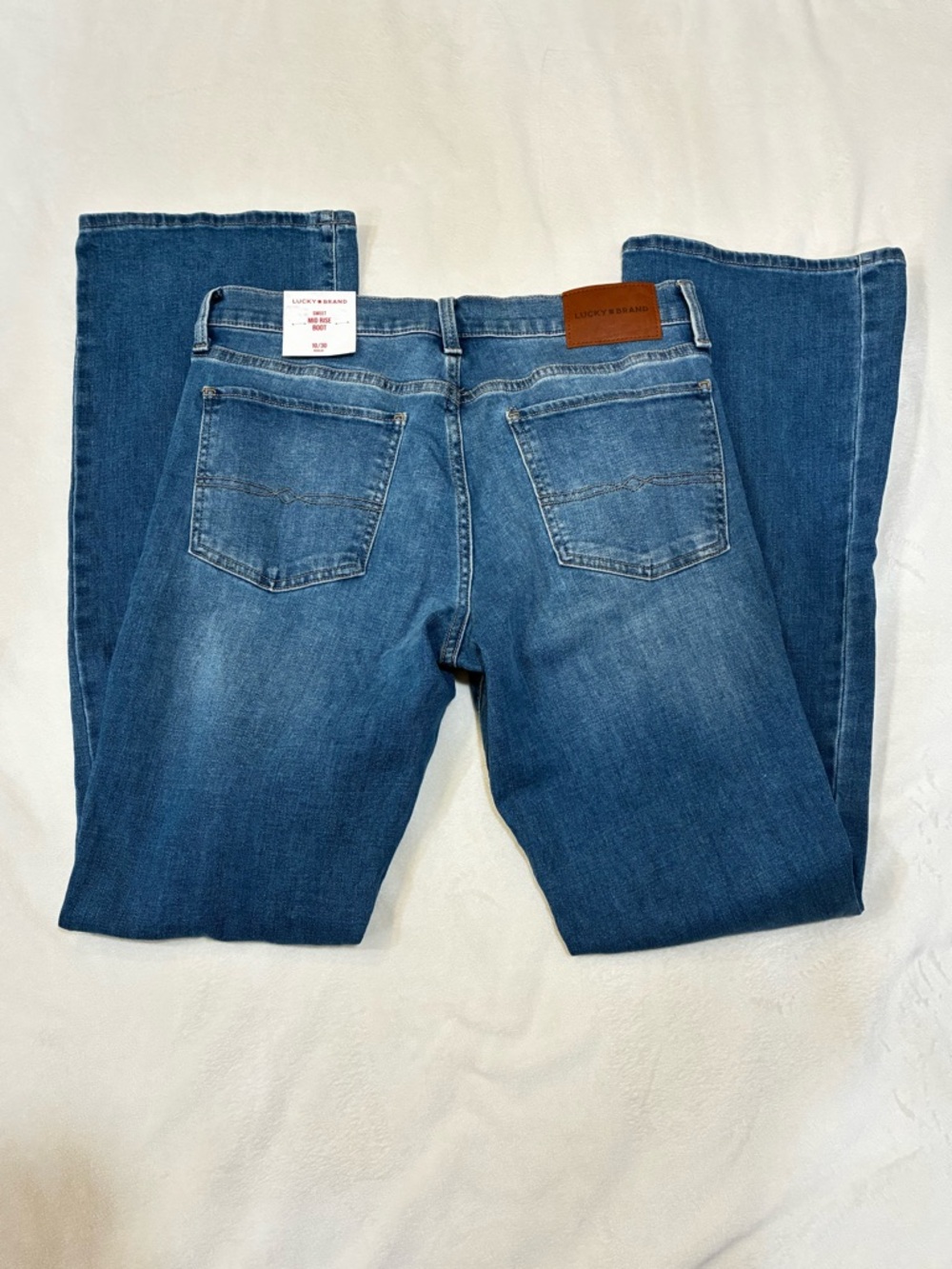 NWT Lucky Brand Sweet Mid Rise Bootcut Jeans Distressed 10/30 Women’s - Picture 2 of 9